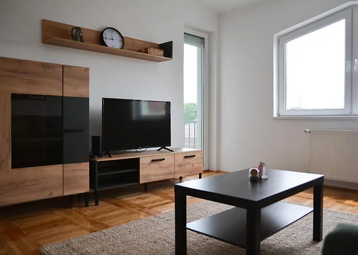Crown Apartment 2