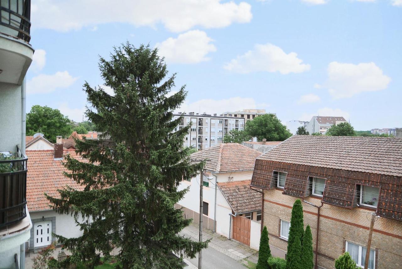 Crown 2 * Subotica