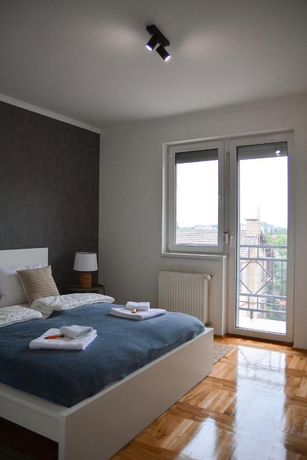Crown 2 Apartment